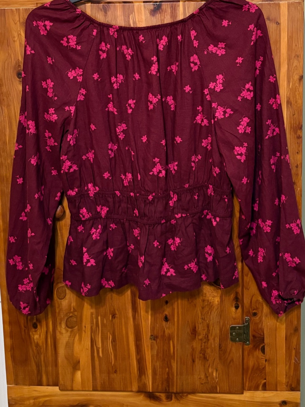 Universal Thread Top - Picture 5 of 8